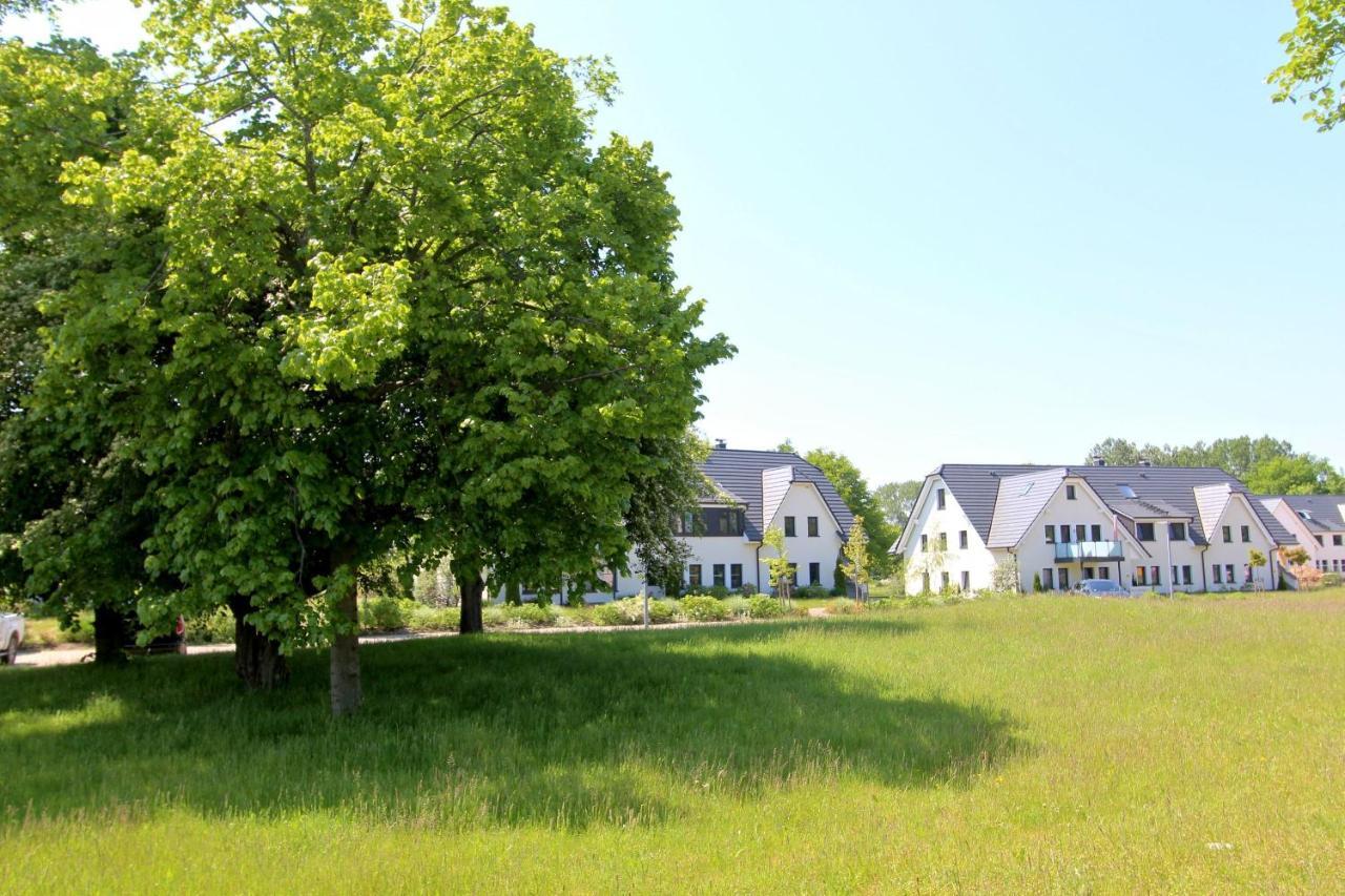 Strandnahe Fewo Mit Balkon, Gratis Nutzung Vom Ahoi Erlebnisbad Und Sauna In Sellin - Rex Rugia Fewo 10-6 Lobbe Exterior foto